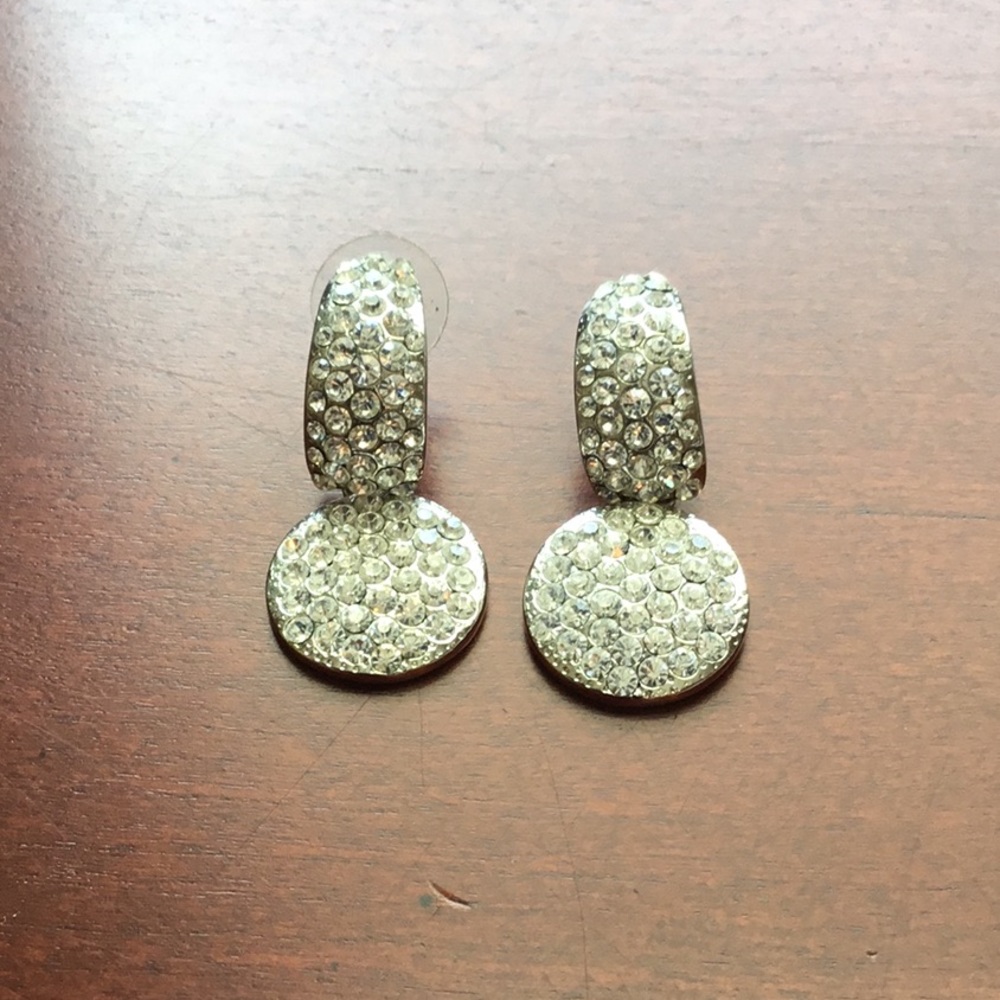 Silver rhinestone dangle earrings